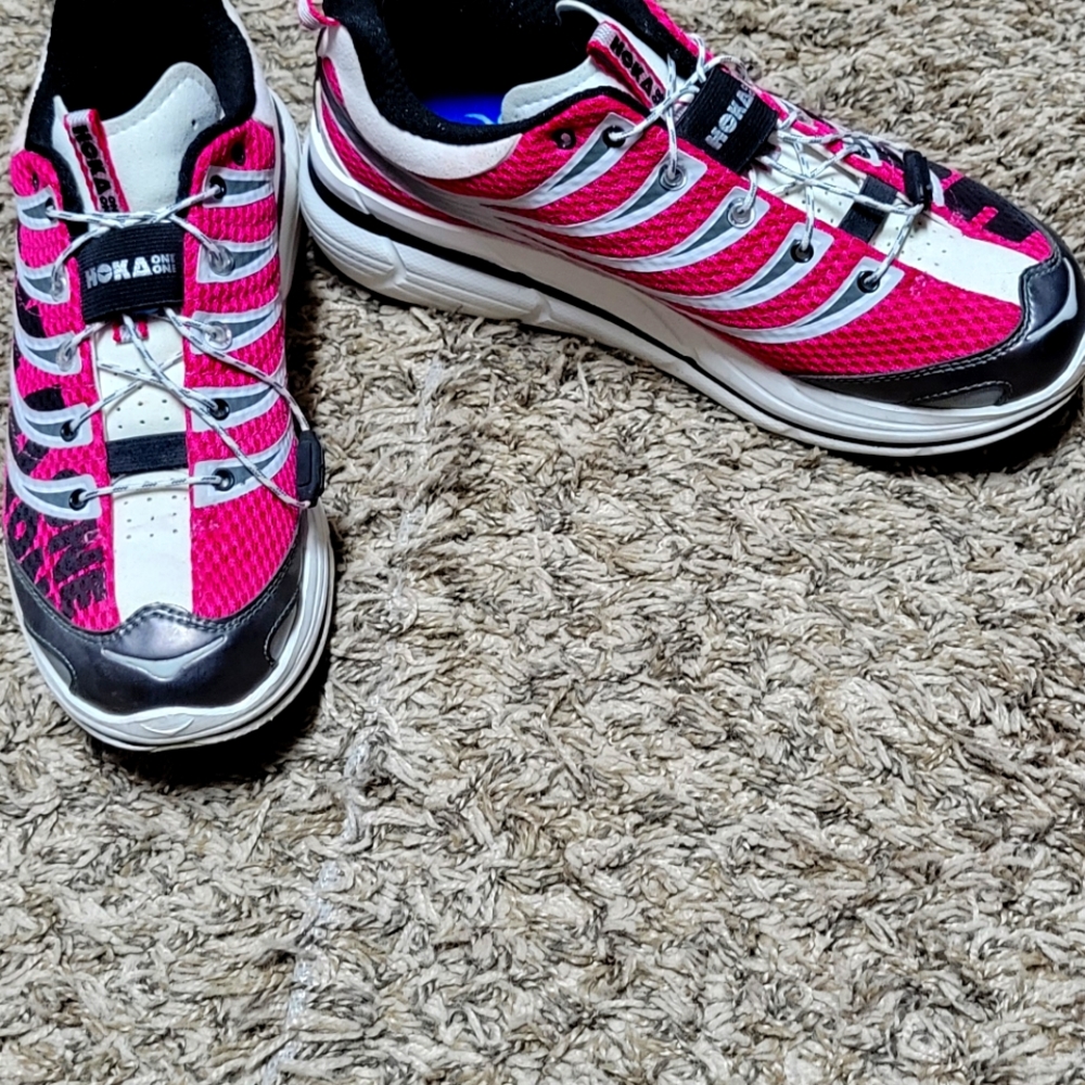 HOKA  One One Tennis Shoes